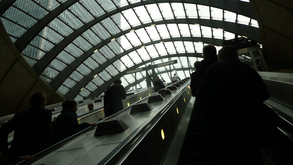 Escalators, Canary Wharf station